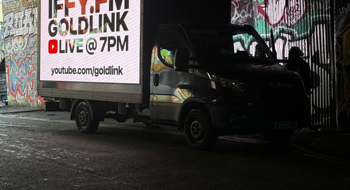 Mobile digital advertising board