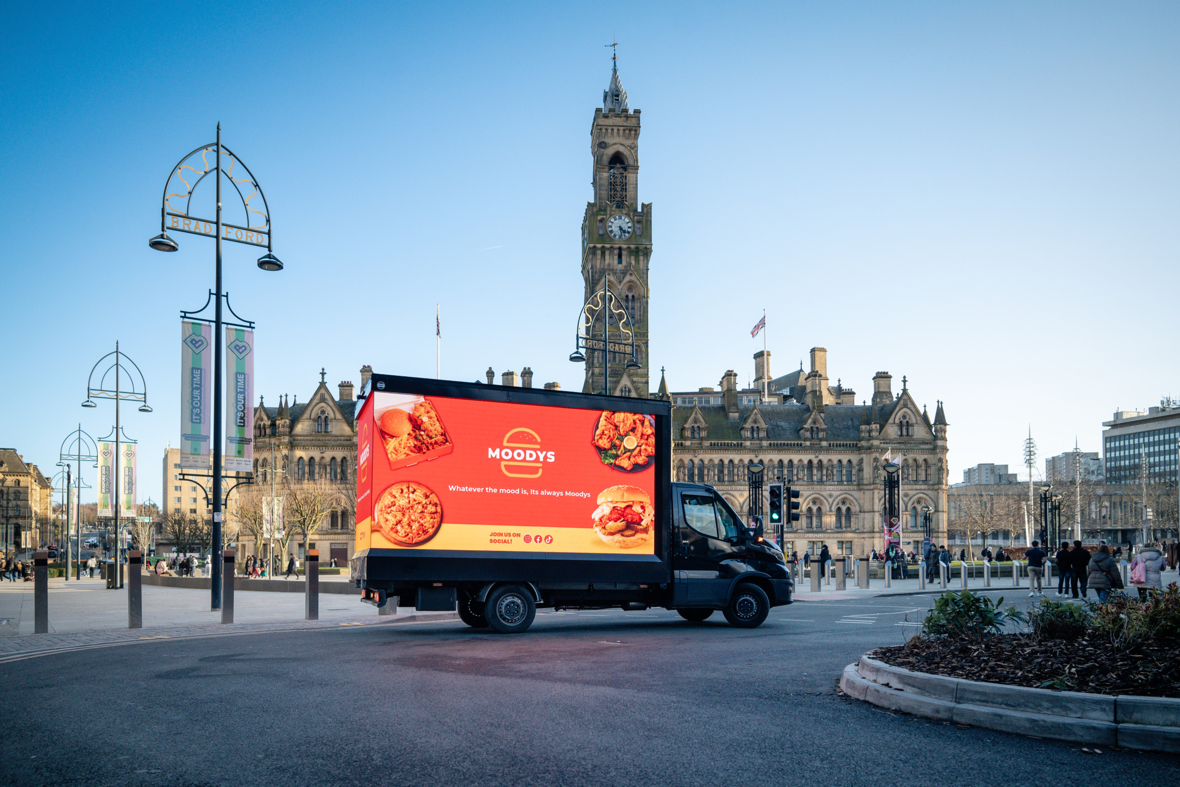 DigiVan Fleet for Mobile Advertising | Expert Media